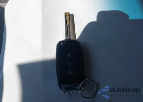 2018 Kia Sportage Lx z USA, uszkodzony, nr VIN KNDPM3AC2J7463845